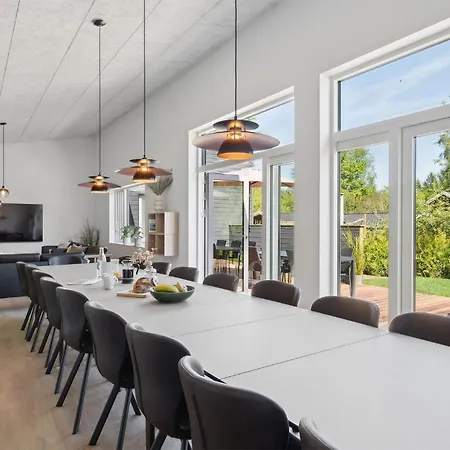 Amazing In With Kitchen